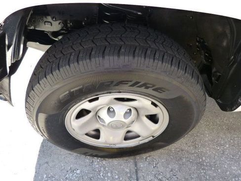 Used 2022 Toyota Tacoma SR image 44