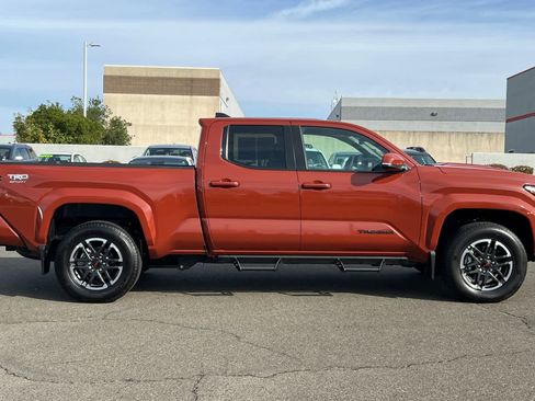 Certified 2025 Toyota Tacoma TRD Sport image 6