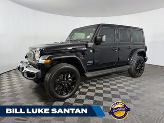 Used 2025 Jeep Wrangler Unlimited Sahara AWD/4WD video 1