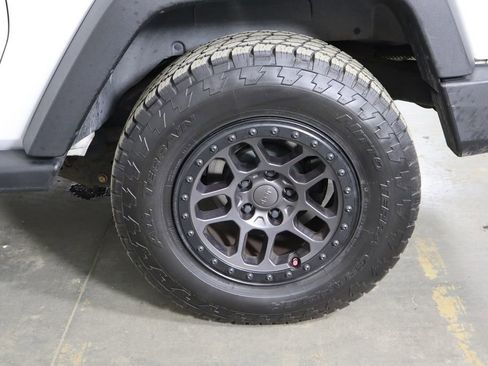 Used 2013 Jeep Wrangler Sport AWD/4WD image 34