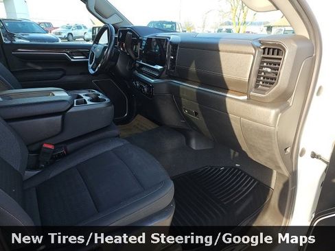 Used 2022 Chevrolet Silverado 1500 LT image 33