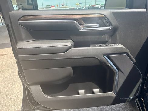 Used 2024 Chevrolet Silverado 1500 LT AWD/4WD image 24