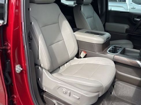 Used 2022 GMC Sierra 1500 SLT w/ SLT Premium Plus Package AWD/4WD image 13