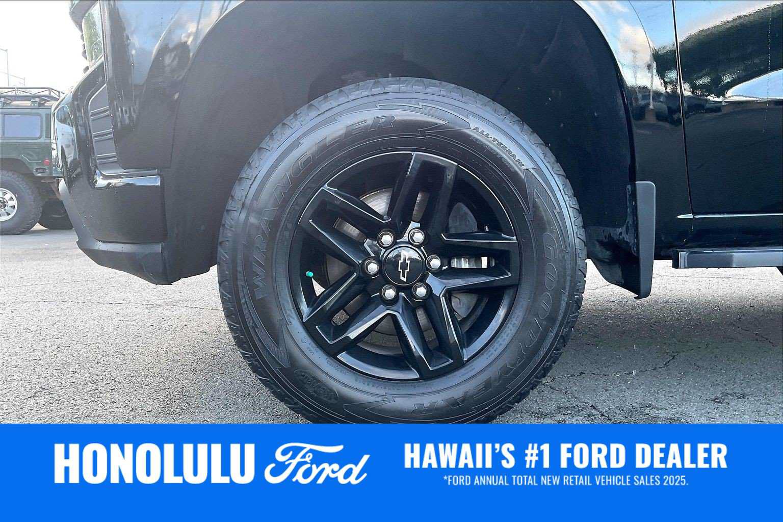 Used 2021 Chevrolet Silverado 1500 Custom Trail Boss AWD/4WD image 8