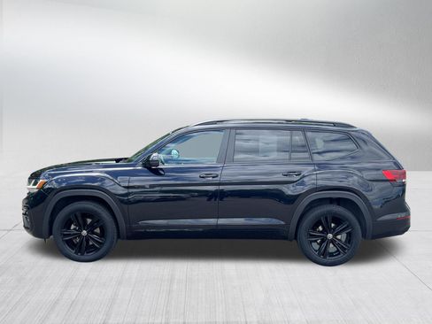 Certified 2023 Volkswagen Atlas SEL R-Line AWD/4WD image 4