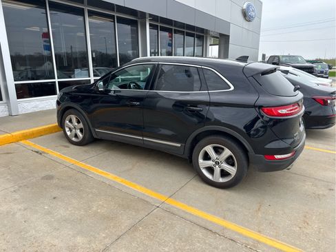 Used 2018 Lincoln MKC Premiere image 2