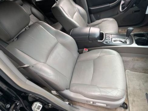 Used 2004 Toyota 4Runner Limited image 18