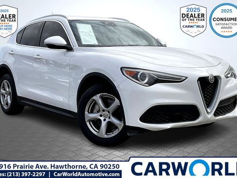 Used 2018 Alfa Romeo Stelvio AWD image 1