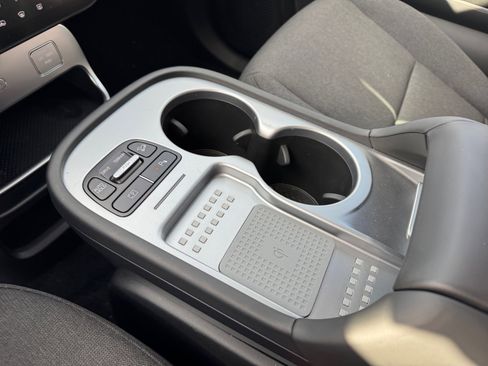 New 2026 Hyundai Ioniq 9 SE image 29