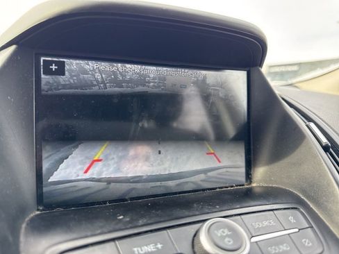 Used 2019 Ford Escape SE image 8