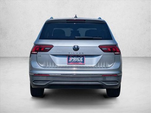 Used 2023 Volkswagen Tiguan SE FWD image 7