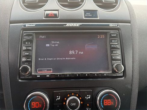 Used 2011 Nissan Altima 2.5 SL w/ Technology Pkg image 13