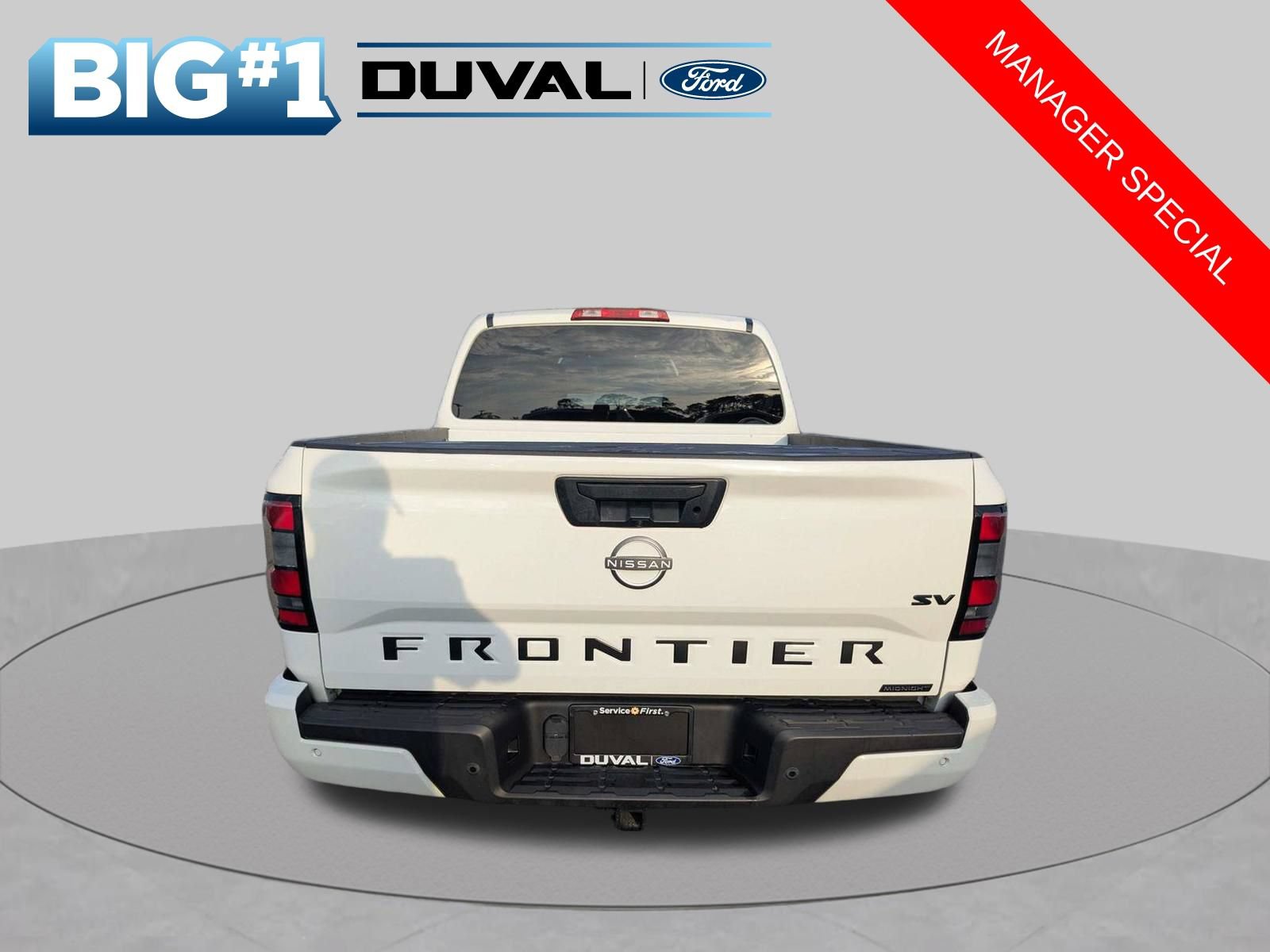 Used 2023 Nissan Frontier SV w/ Midnight Edition Package RWD image 5