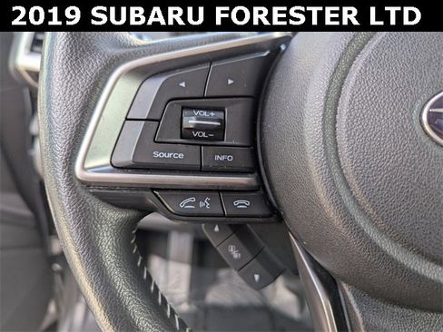Used 2019 Subaru Forester Limited image 28