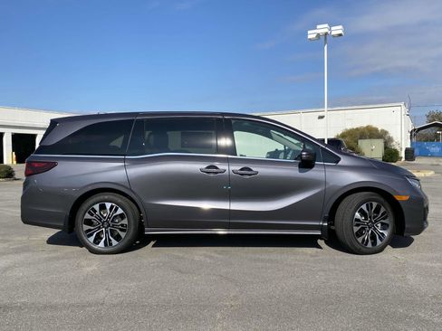 New 2026 Honda Odyssey Elite image 2