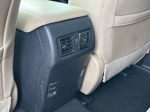 Used 2019 Toyota 4Runner SR5 Premium RWD image 28