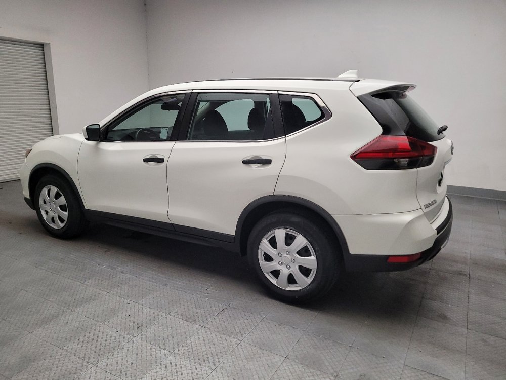 Used 2019 Nissan Rogue S FWD image 3
