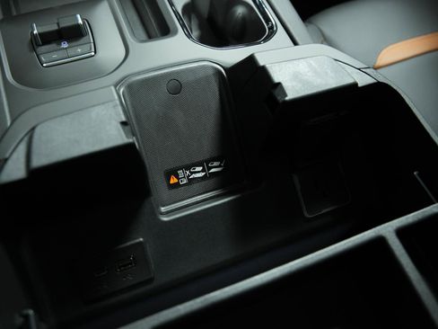 New 2026 GMC Sierra 2500 AT4 w/ AT4 Preferred Package image 40