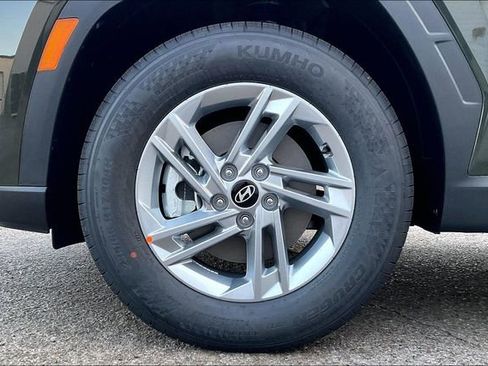 New 2026 Hyundai Tucson SE FWD image 12