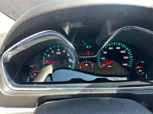 Used 2017 Chevrolet Traverse Premier FWD image 26