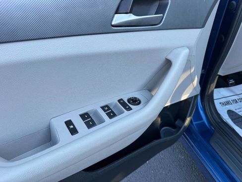 Used 2019 Hyundai Sonata SE image 13