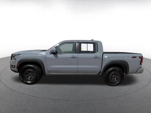 Used 2026 Nissan Frontier PRO-4X AWD/4WD image 8