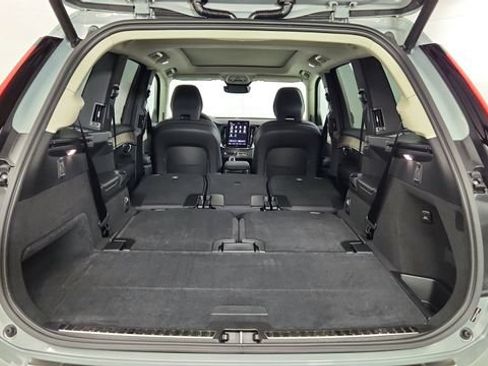 New 2026 Volvo XC90 B6 Plus w/ Protection Package Premier AWD/4WD image 43