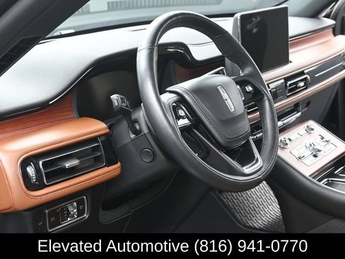Used 2023 Lincoln Aviator Reserve w/ Equipment Group 201A AWD/4WD image 18
