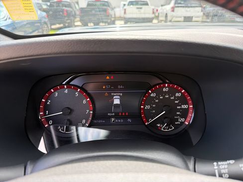 Used 2024 Nissan Frontier Pro-X RWD image 22
