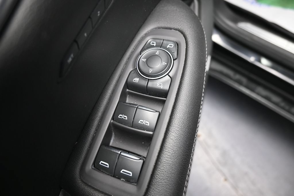 Used 2022 Cadillac XT5 Premium Luxury AWD/4WD image 29