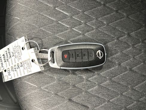 Used 2026 Nissan Sentra SV w/ Floor Mat Package FWD image 19