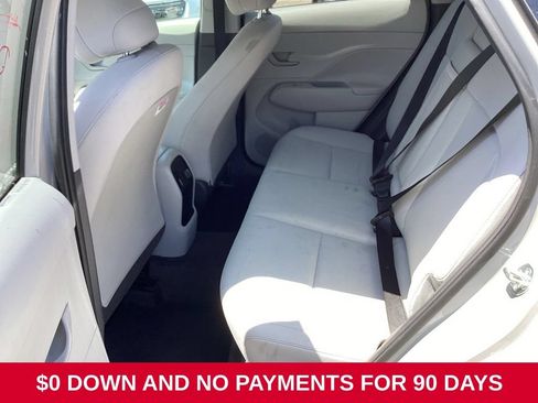 Used 2025 Hyundai Kona SEL FWD image 10