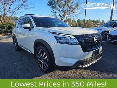 Certified 2023 Nissan Pathfinder Platinum w/ Black Appearance Package