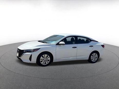 Used 2025 Nissan Sentra S image 8
