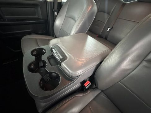 Used 2019 RAM 1500 Tradesman w/ Chrome Plus Package RWD image 33