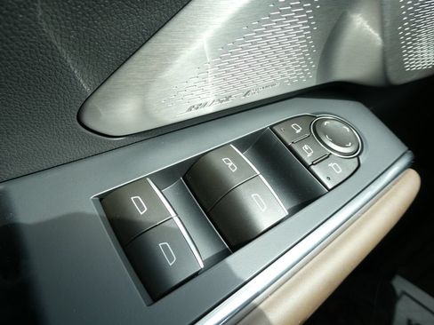 New 2026 GMC Acadia Denali Ultimate AWD/4WD image 19