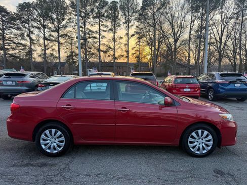 Used 2013 Toyota Corolla LE Special Edition image 7