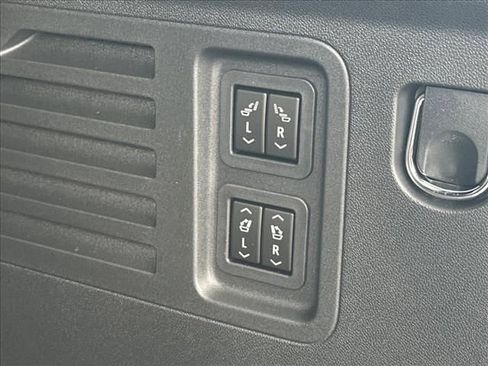 New 2026 Buick Enclave Preferred w/ Power Package FWD image 12