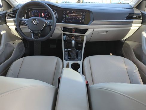 Used 2020 Volkswagen Jetta SEL image 22