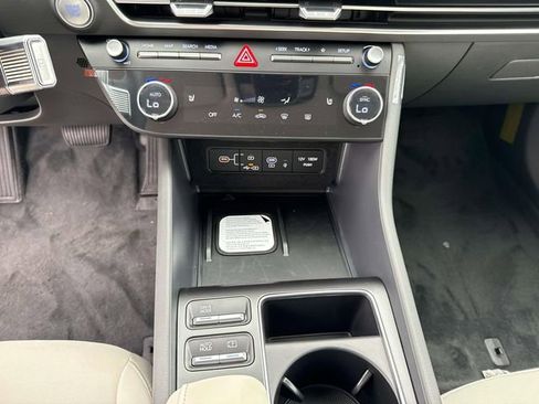New 2026 Hyundai Sonata SEL FWD image 28