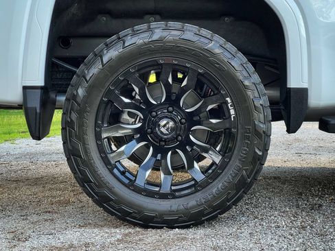 New 2026 GMC Sierra 1500 SLT w/ SLT Premium Plus Package AWD/4WD image 14