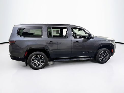 Used 2022 Jeep Wagoneer Series III w/ Flexible Seating Group image 4