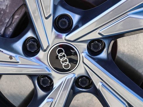 Used 2022 Audi e-tron GT Premium Plus image 14