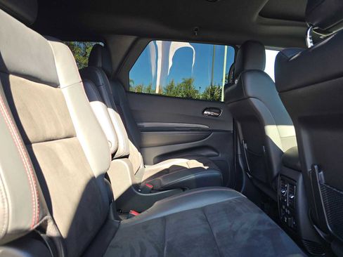 Used 2022 Dodge Durango R/T w/ Trailer Tow Group IV image 11