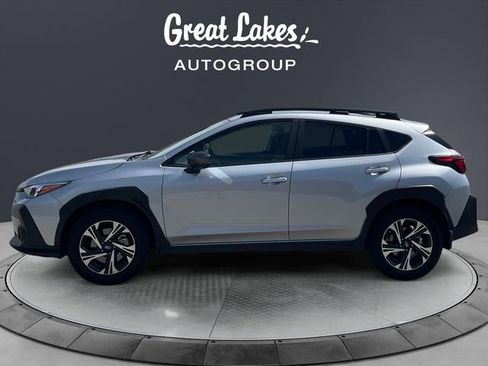 Used 2024 Subaru Crosstrek 2.0i Premium image 2