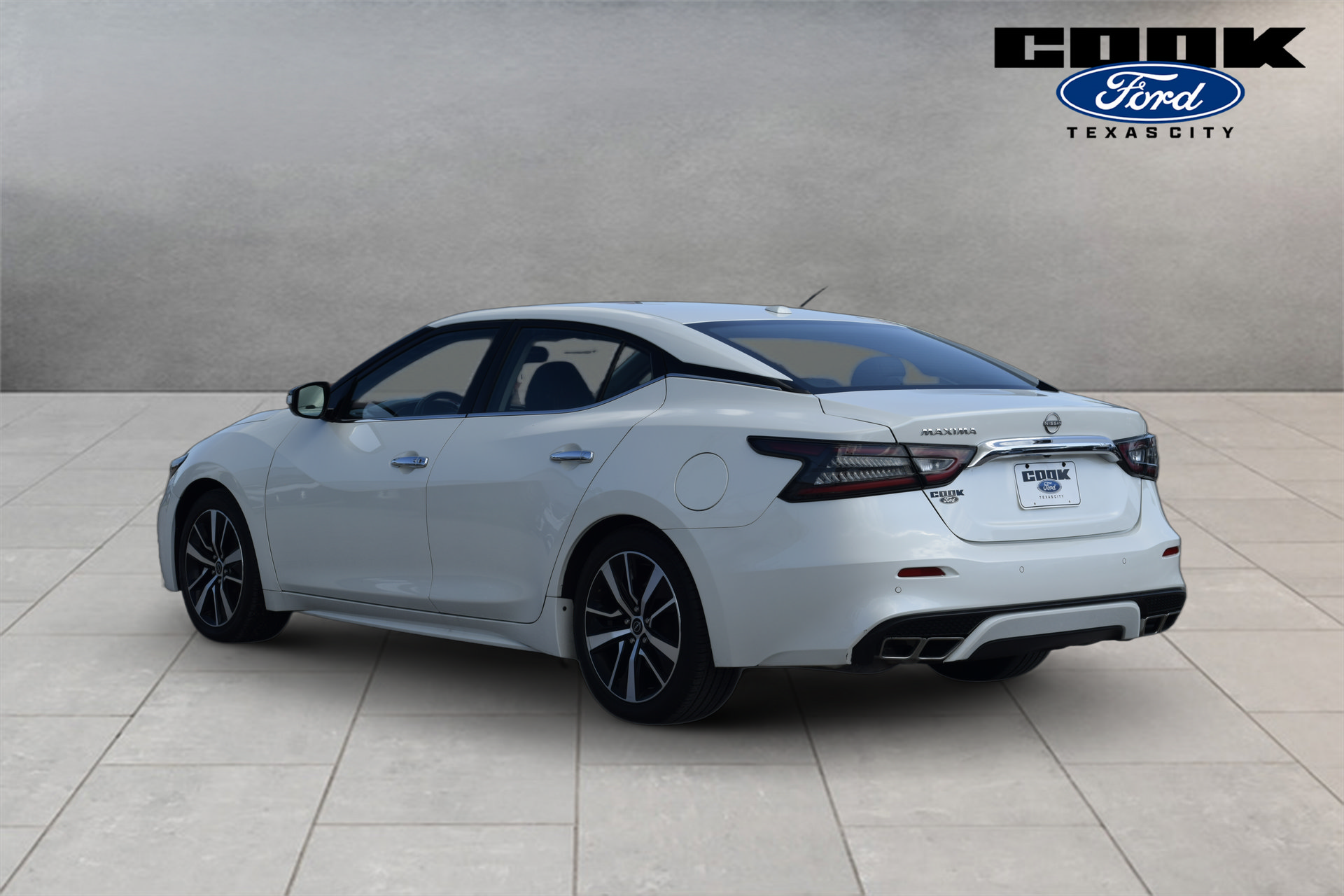 Used 2023 Nissan Maxima SV w/ Floor Mat Group FWD image 4