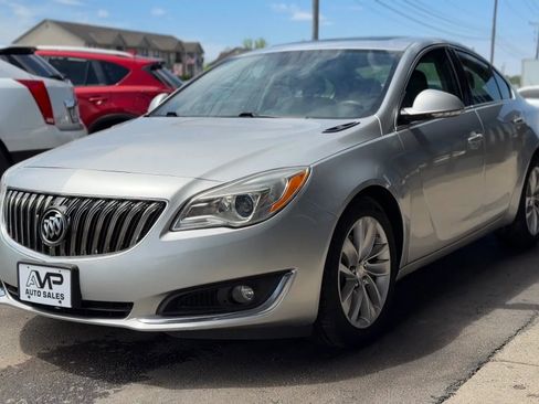 Used 2016 Buick Regal AWD image 5