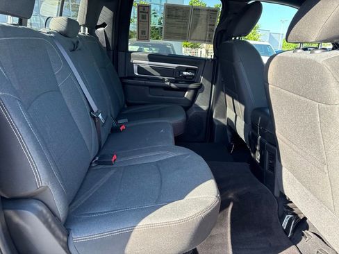 Used 2022 RAM 1500 Classic Warlock w/ Ceramic Grey Warlock Package AWD/4WD image 40