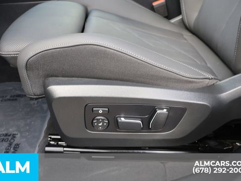 Used 2026 BMW X3 xDrive30i w/ Convenience Package AWD/4WD image 12