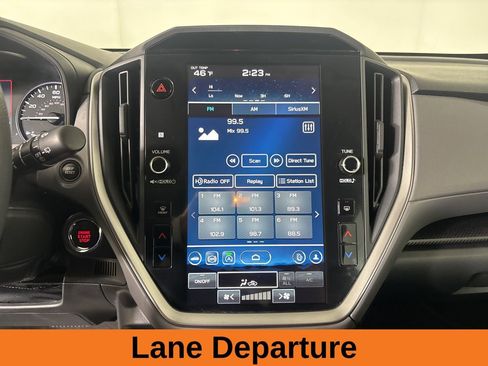 Used 2024 Subaru Crosstrek 2.0i Premium image 15